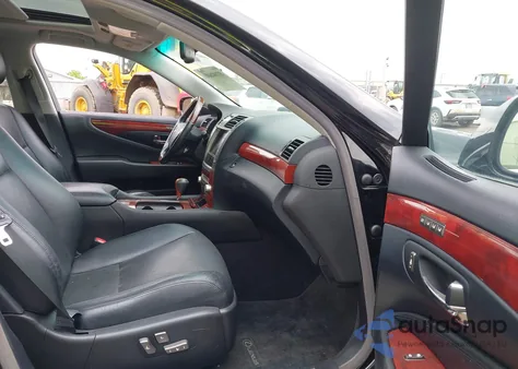 2010 Lexus Ls 460 из США, поврежденный, VIN JTHCL5EF8A5008297